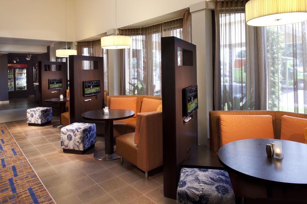 Courtyard Tampa Westshore/Airport Екстер'єр фото