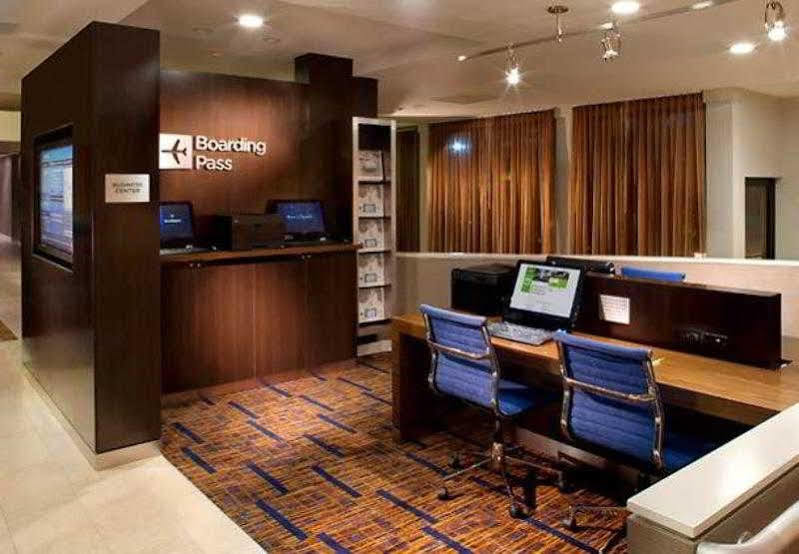 Courtyard Tampa Westshore/Airport Екстер'єр фото